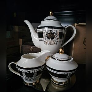NIB Angioletti Designs Black Gold Scallop Porcelain 3-Pc Tea Set Teapot Sugar